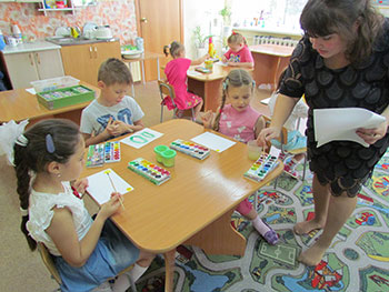 Игровое занятие «Что такое экология?» в детском саду «Боровичок»